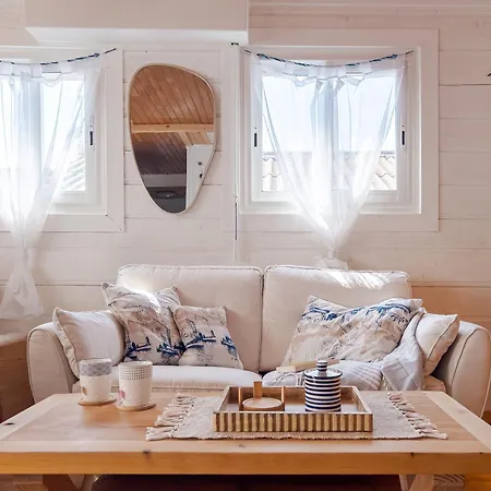 木屋 L'authentique En Bois Sur Pilotis